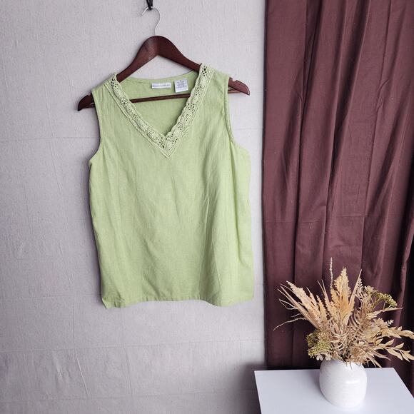 Draper's & Damon's Women's Blouse Size M Green Lace Neckline  15% Linen - Picture 1 of 9